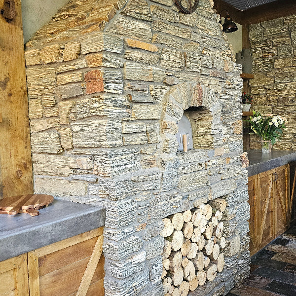 Stone outdoor pizza oven